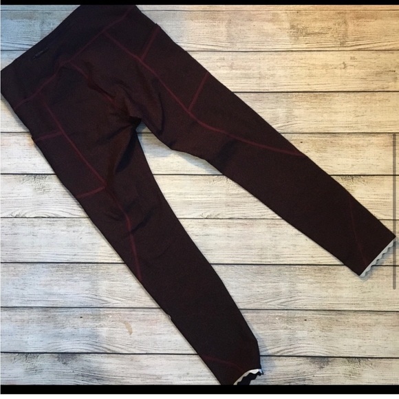 Lululemon Tight Stuff Tight II | size 6 - Picture 7 of 8